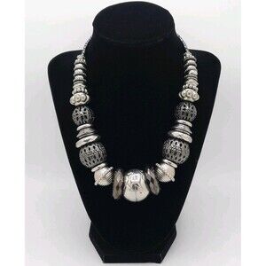 Bold Elements Chunky Silver Black Gunmetal Graduating Beaded Bold Necklace XLNT